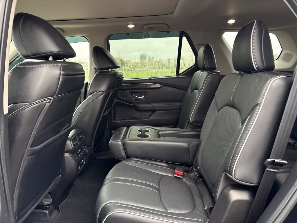 Used 2023 Honda Pilot Elite image 18