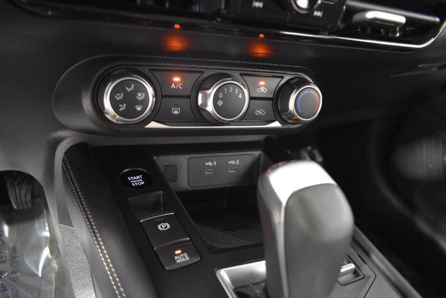 Certified 2025 Nissan Kicks SV AWD/4WD image 16