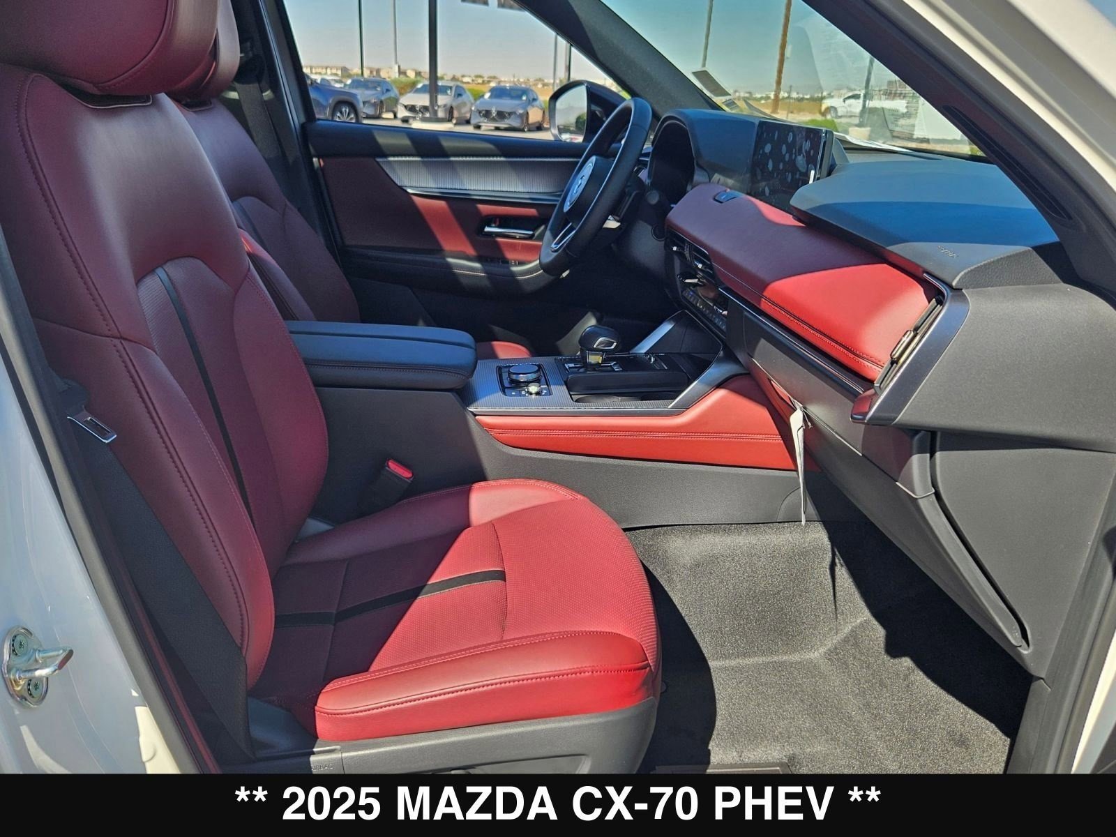 New 2025 MAZDA CX-70 Plug-In Hybrid w/ Premium Plus image 25