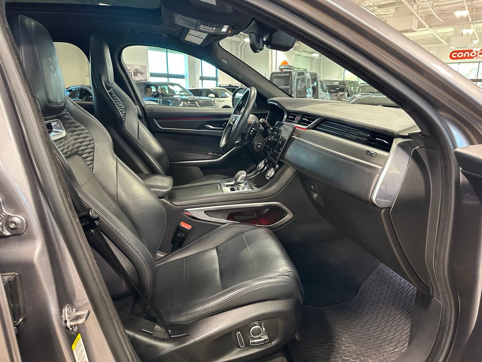 Used 2023 Jaguar F-PACE SVR AWD/4WD image 47