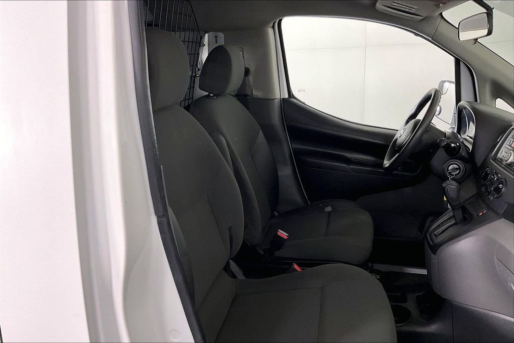 Used 2017 Nissan NV200 SV image 10