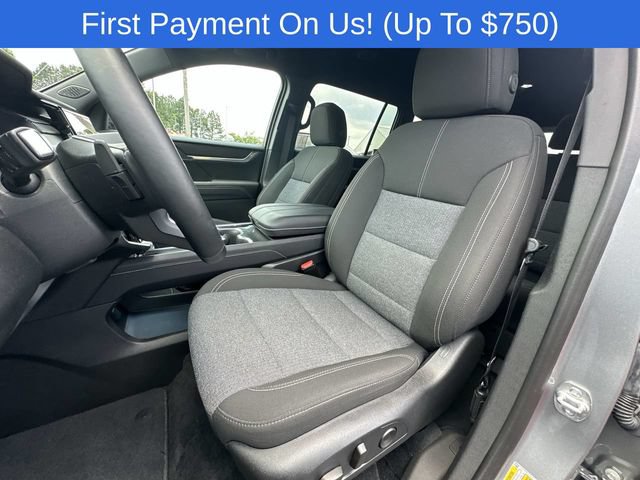 Used 2025 GMC Acadia Elevation w/ LPO, Roadside Safety Package AWD/4WD image 18