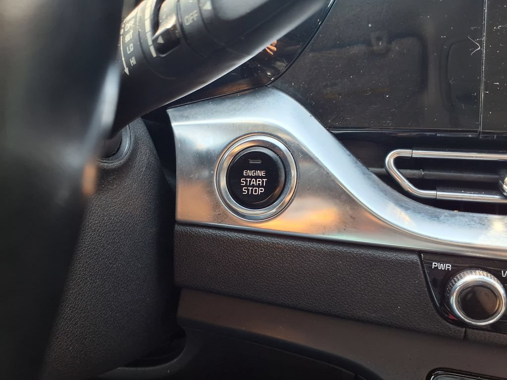 Used 2022 Kia Niro LXS FWD image 36