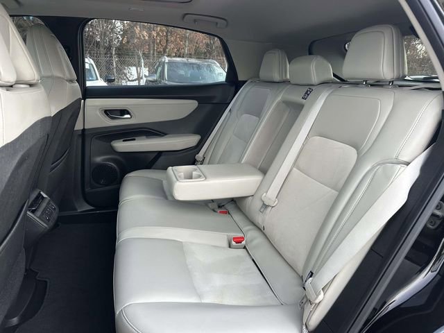 Used 2023 Nissan Ariya AWD image 16