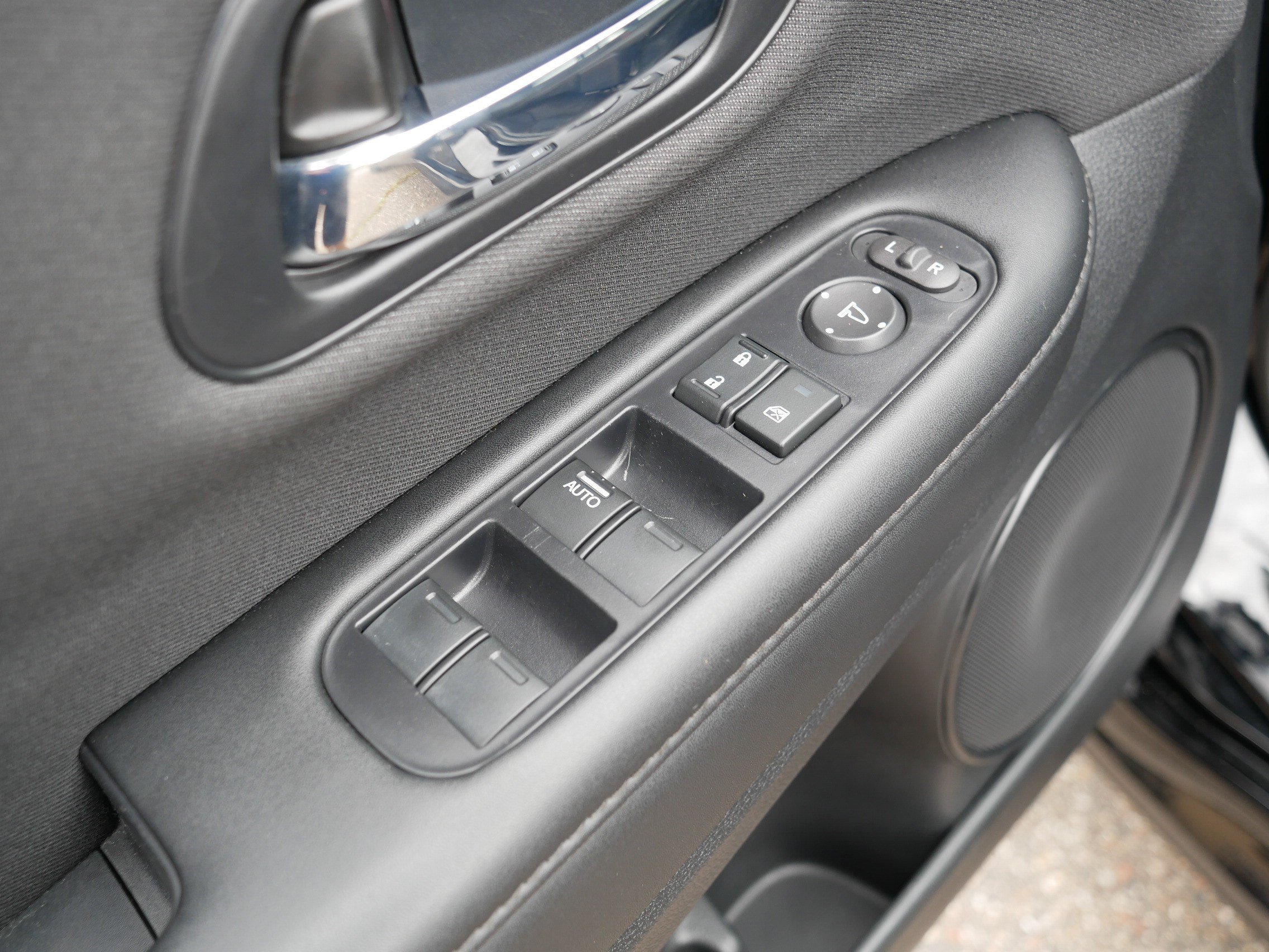 Used 2022 Honda HR-V Sport image 19