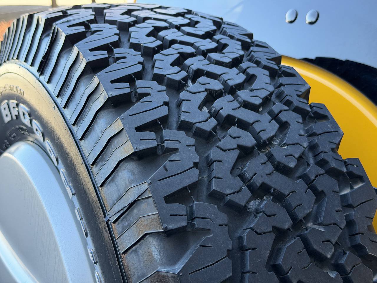 Used 2009 Toyota FJ Cruiser 4WD w/ Upgrade Pkg 2 image 6