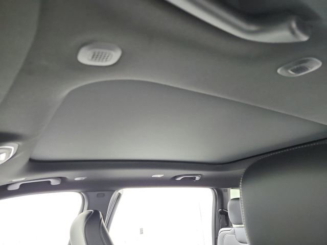 New 2026 Jeep Grand Cherokee L Limited image 21