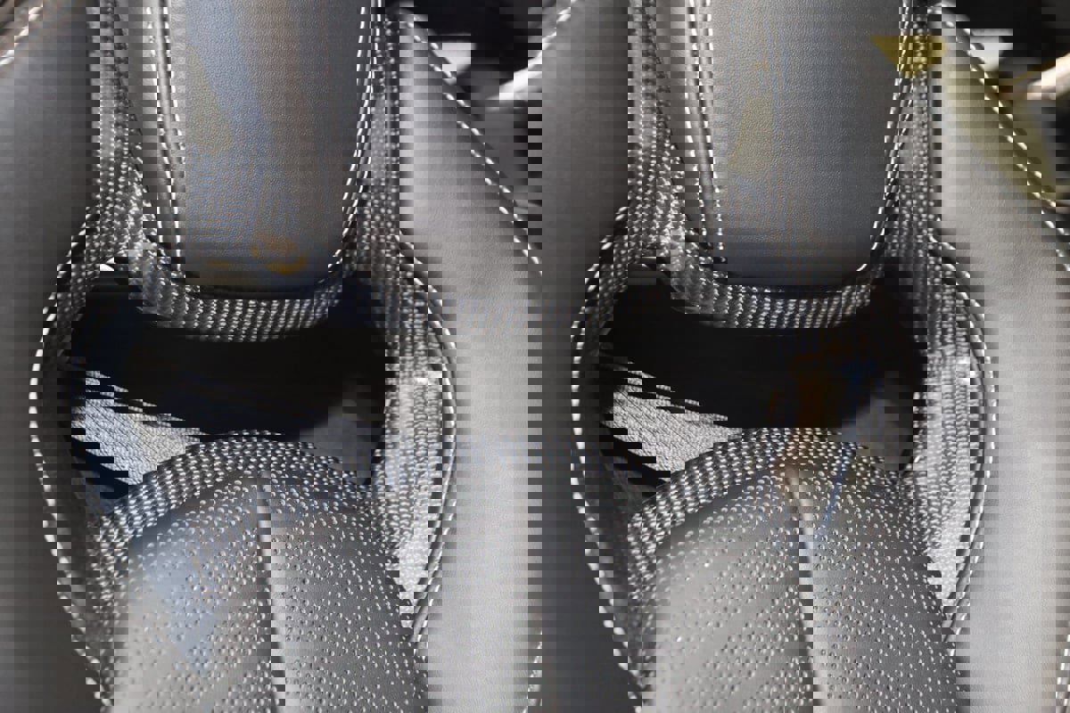 Used 2025 Chevrolet Corvette Stingray Premium Cpe w/ Stealth Interior Trim Package image 16