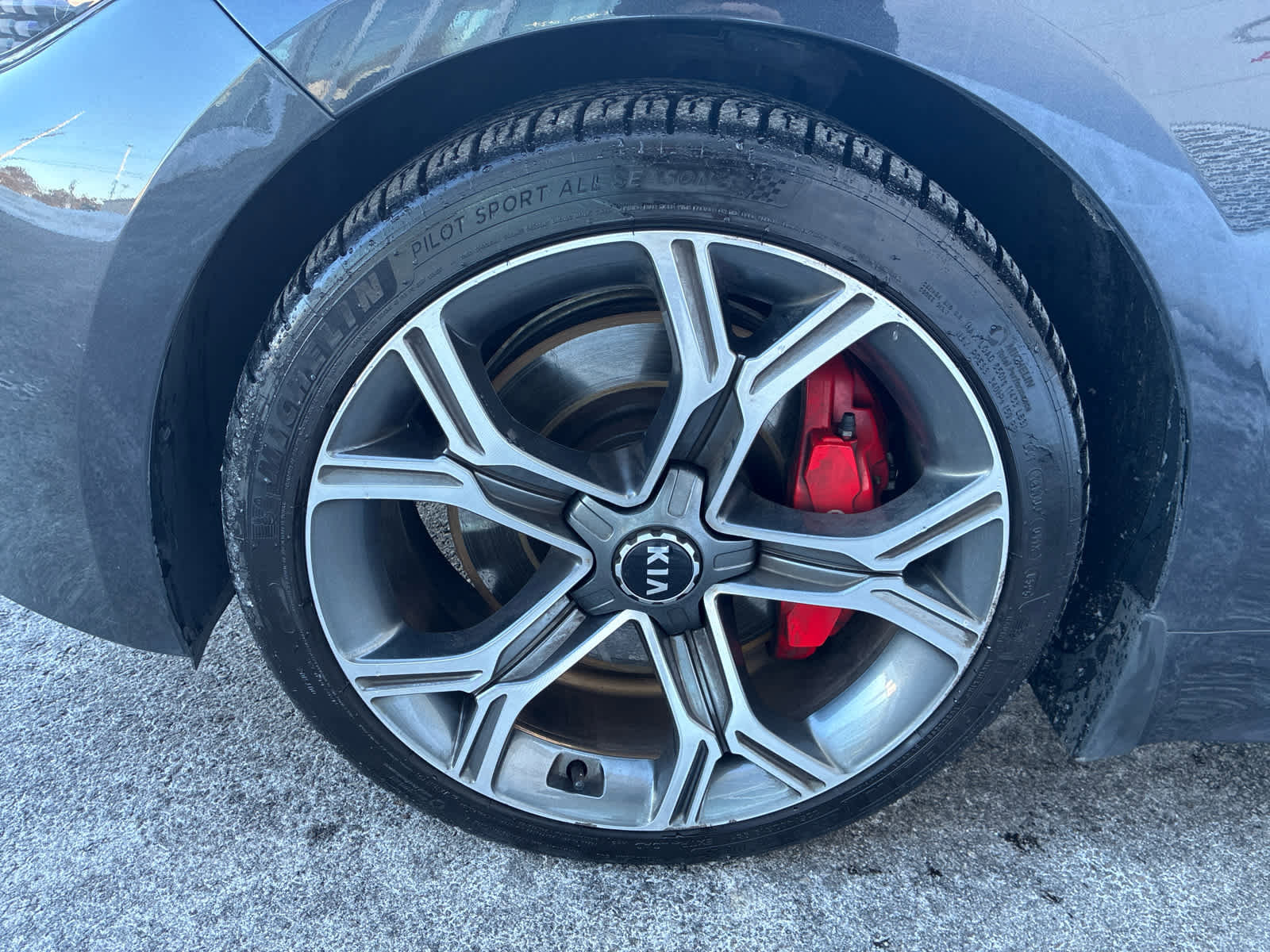 Used 2019 Kia Stinger GT2 image 10