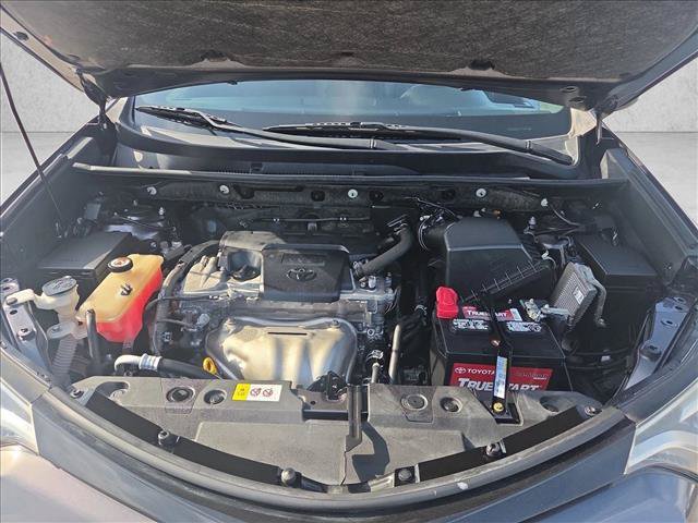Used 2018 Toyota RAV4 SE w/ Power Extra Value Package FWD image 21