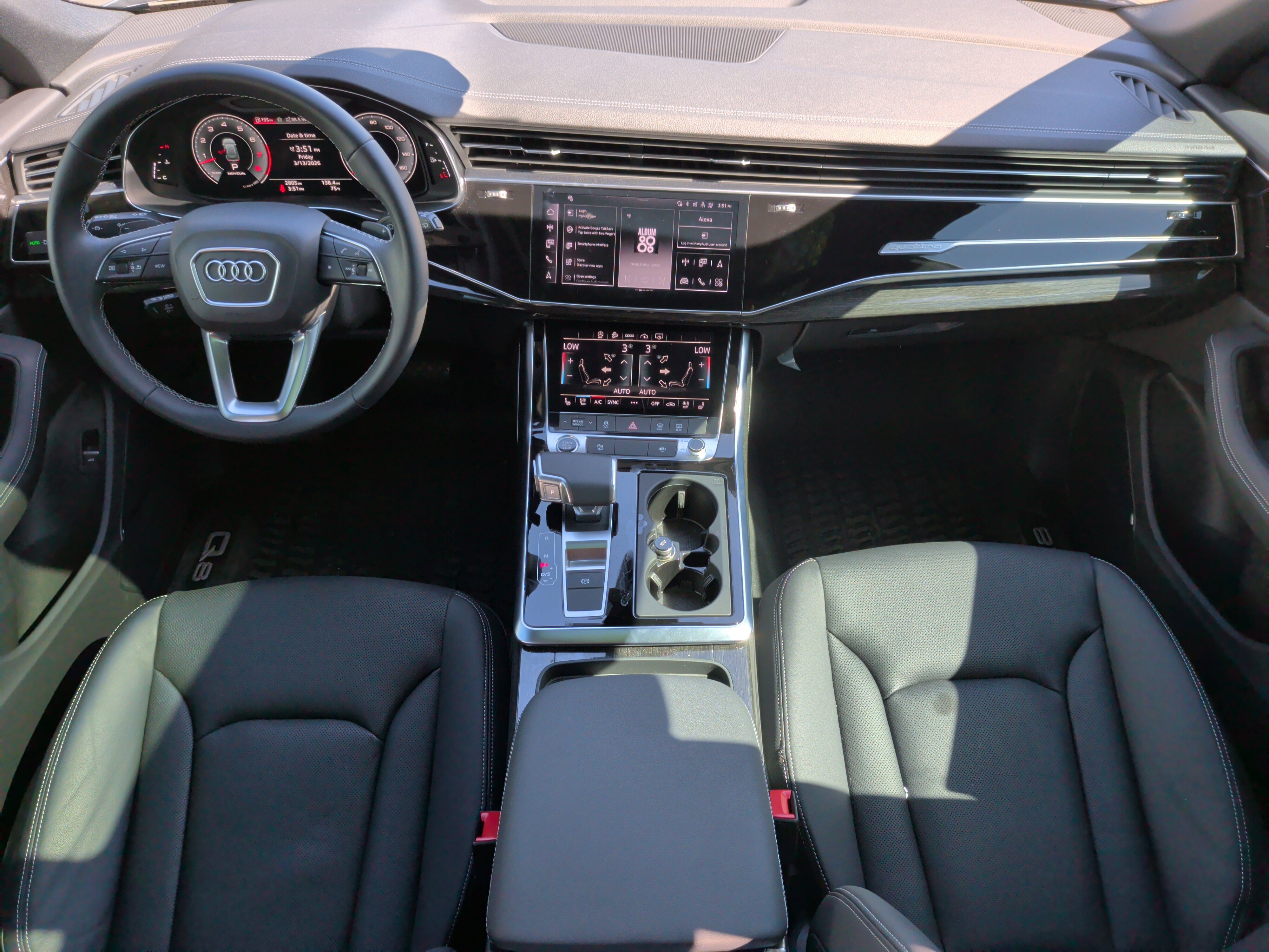 Used 2024 Audi Q8 Premium Plus w/ Premium Plus Package image 30