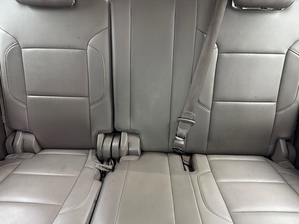 Used 2015 GMC Yukon XL Denali w/ Open Road Package AWD/4WD image 17