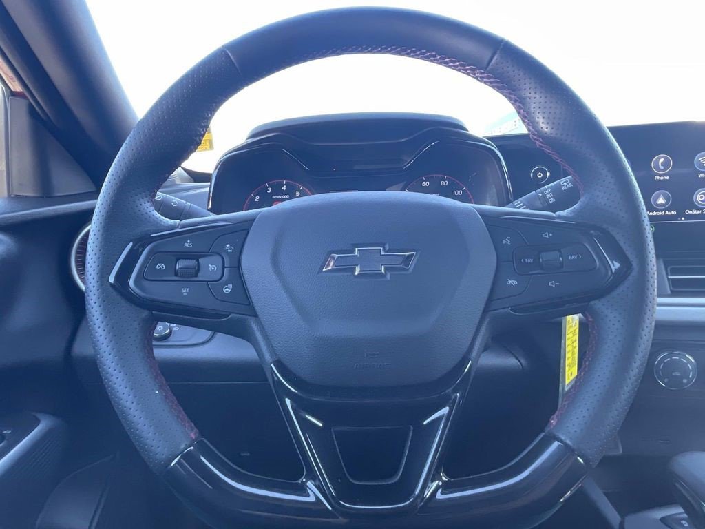 Certified 2025 Chevrolet Trax RS w/ Sunroof Package image 19