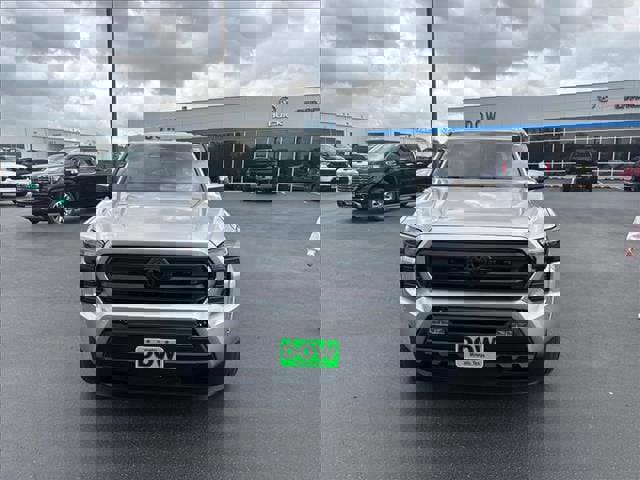 Used 2025 Toyota Tacoma SR5 image 3