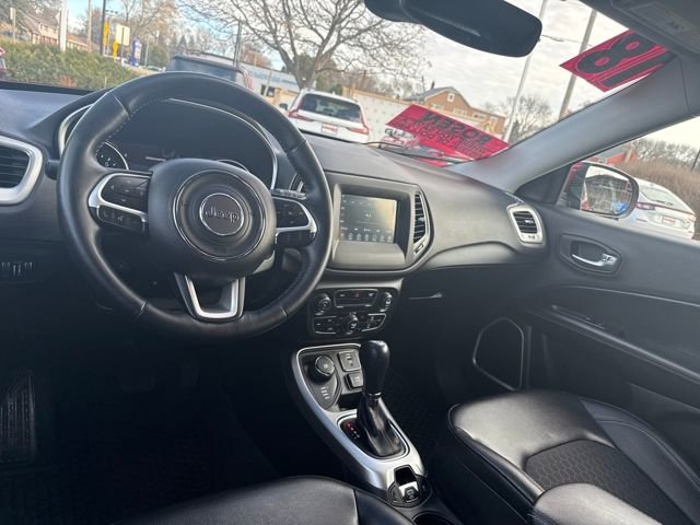 Used 2018 Jeep Compass Latitude w/ Popular Equipment Group image 22