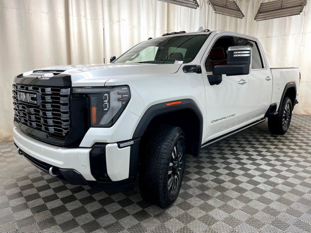 Used 2025 GMC Sierra 2500 Denali Ultimate w/ Max Trailering Package image 21