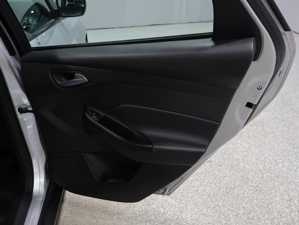 Used 2018 Ford Focus SE image 21