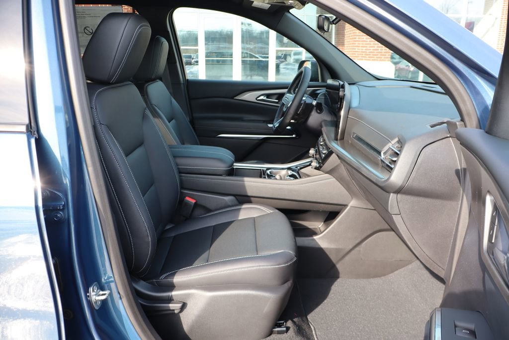 New 2026 Chevrolet Traverse LT w/ Midnight/Sport Edition image 46