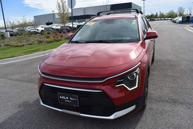 Used 2024 Kia Niro EX FWD image 7