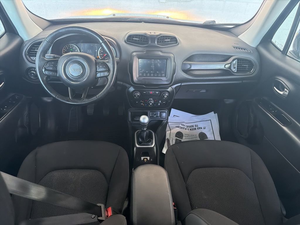 Used 2018 Jeep Renegade Altitude image 32