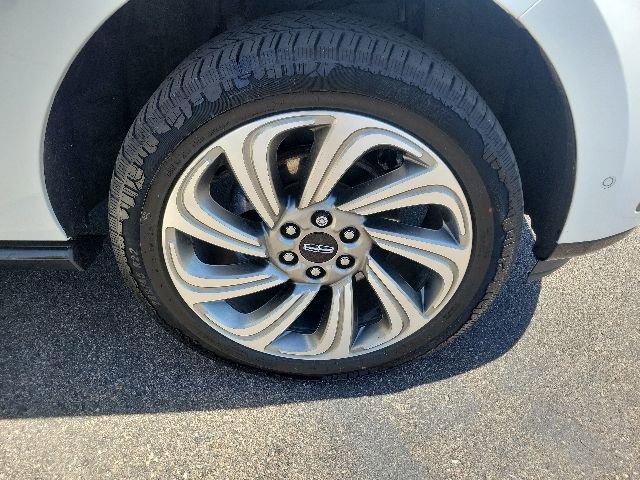 Certified 2023 Lincoln Navigator L Reserve AWD/4WD image 17