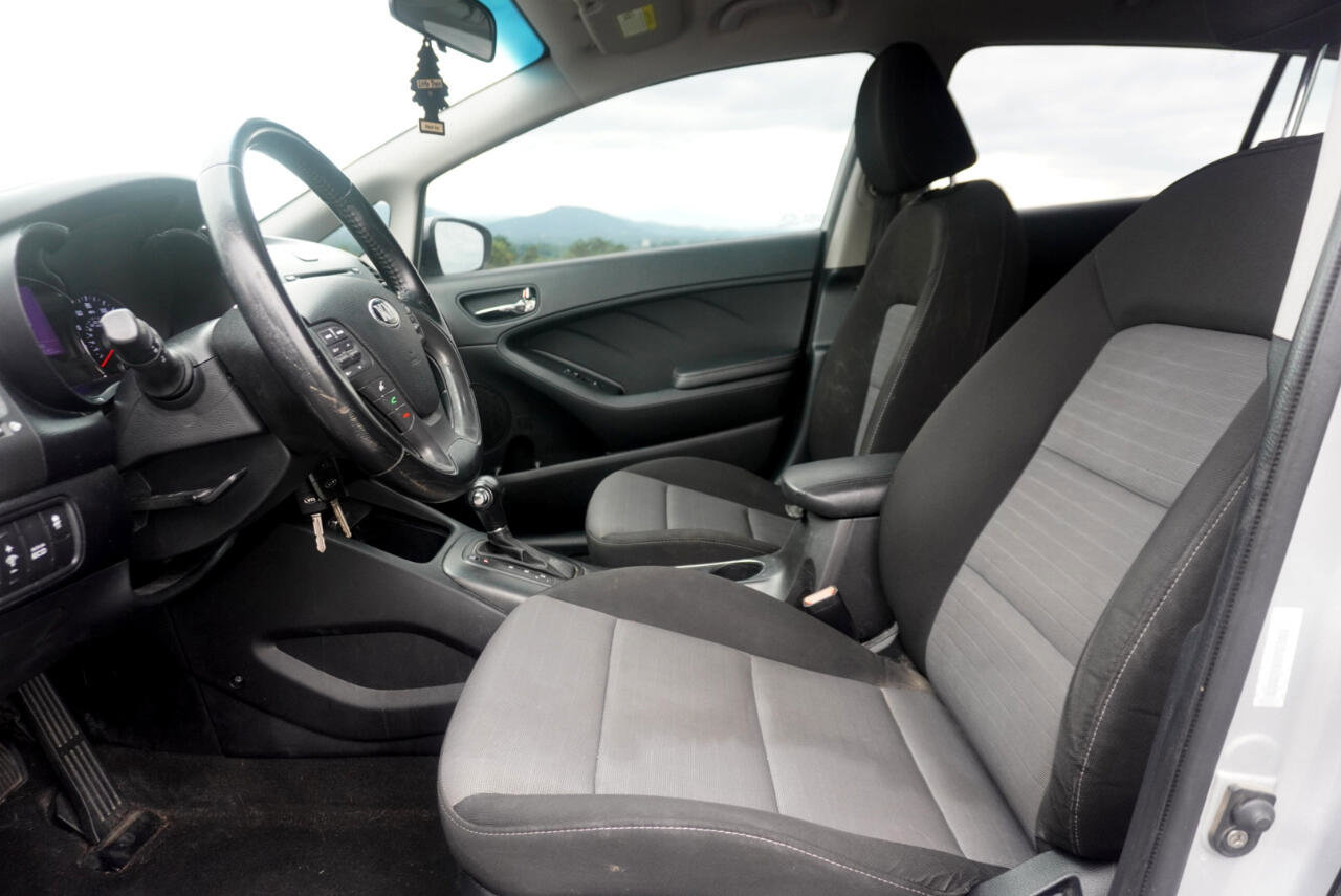 Used 2014 Kia Forte EX image 14