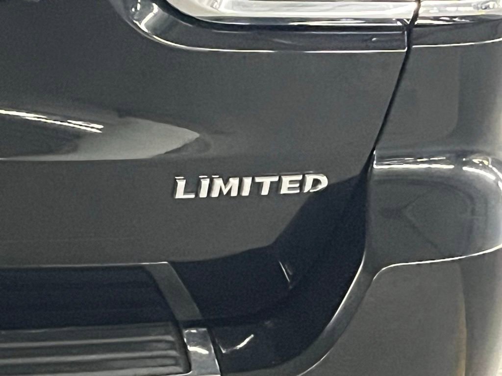 Used 2015 Jeep Grand Cherokee Limited image 34