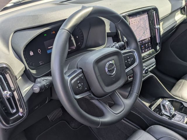 Certified 2023 Volvo XC40 B5 Ultimate w/ Climate Package AWD/4WD image 15