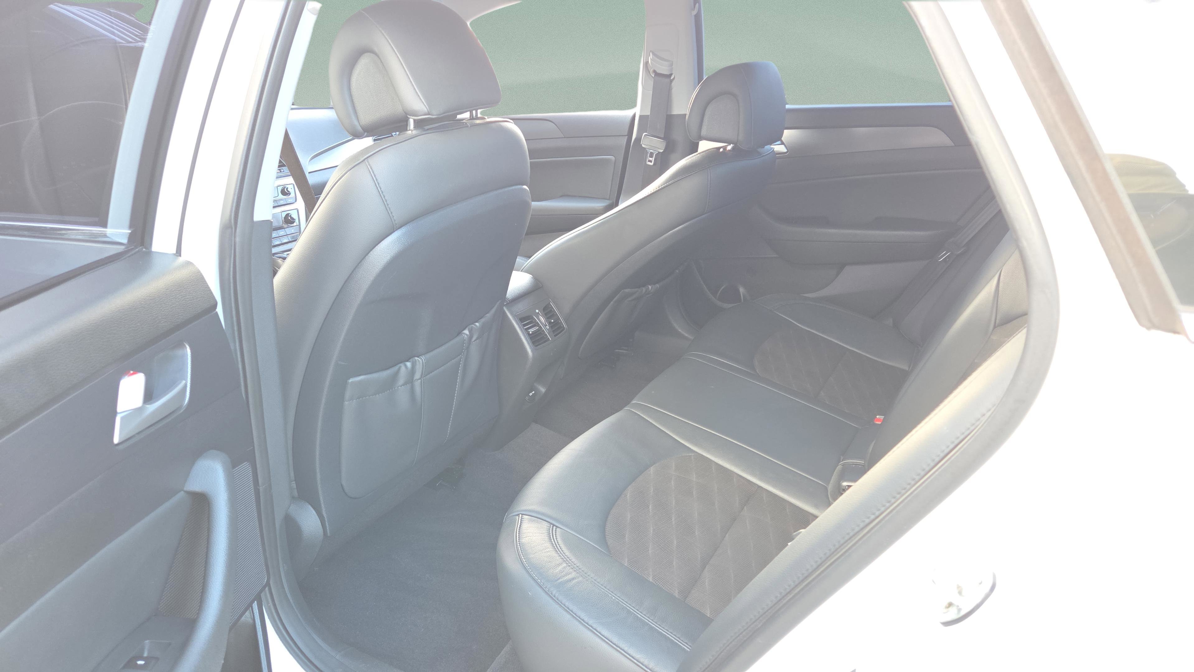 Used 2016 Hyundai Sonata Sport w/ Option Group 03 image 11