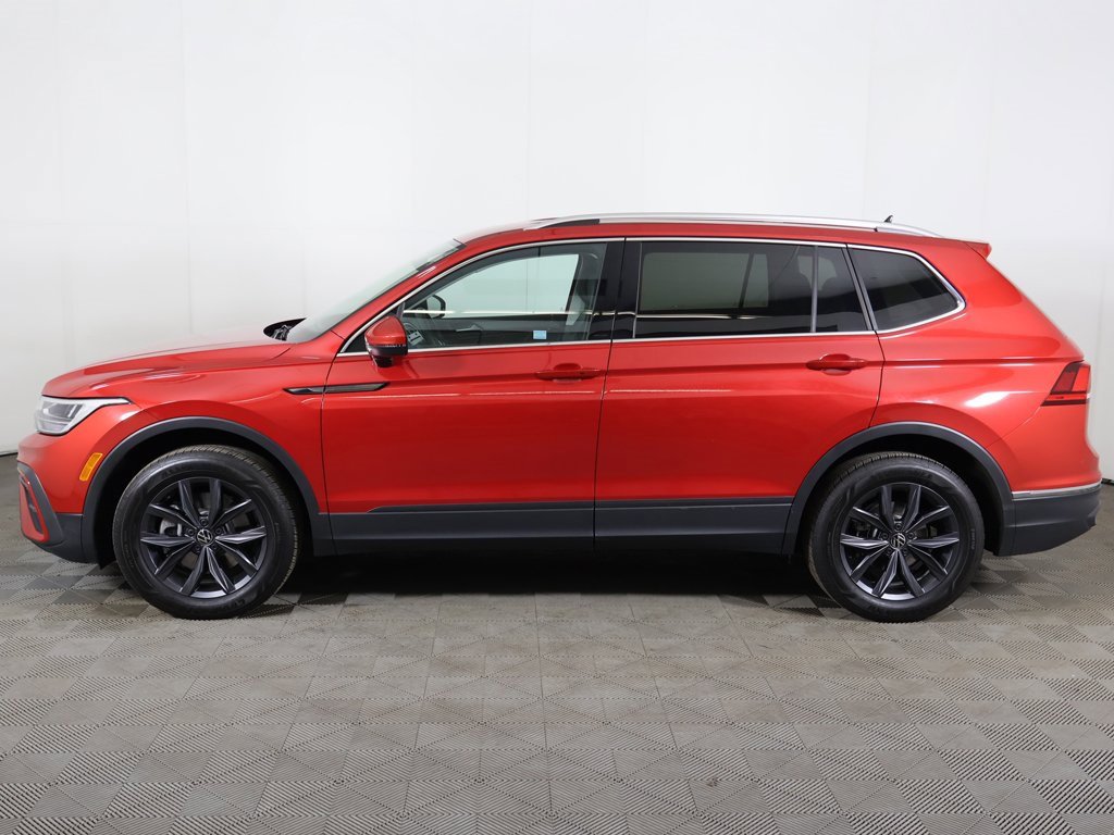 Used 2023 Volkswagen Tiguan SE image 16
