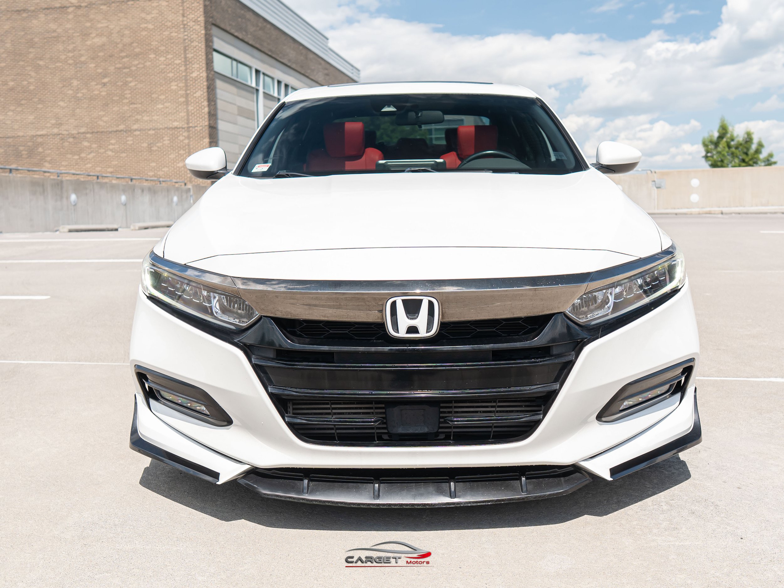 Used 2018 Honda Accord Sport image 2