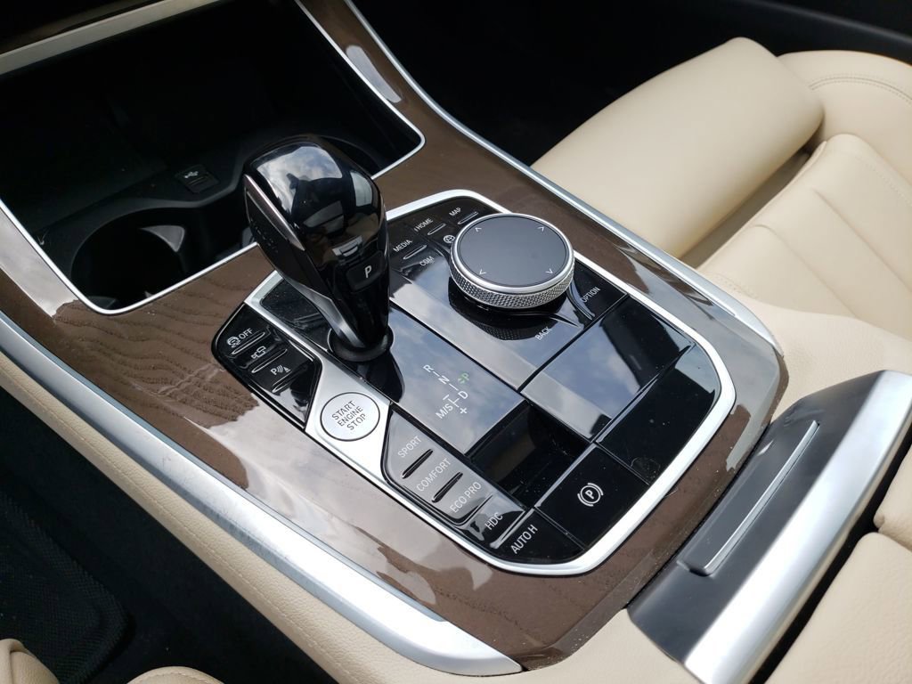 Used 2022 BMW X5 xDrive40i w/ Premium Package image 23