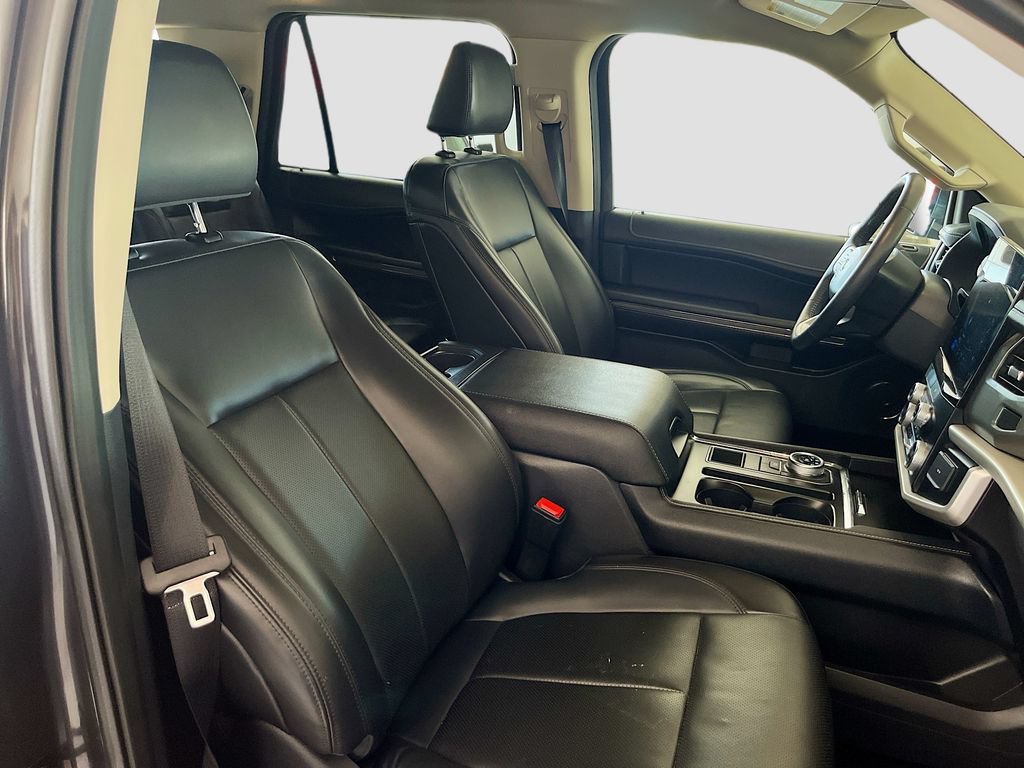 Used 2023 Ford Expedition XLT RWD image 31