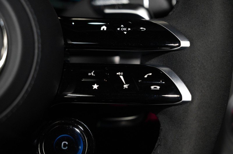 Used 2025 Mercedes-Benz G 63 AMG 4MATIC image 26