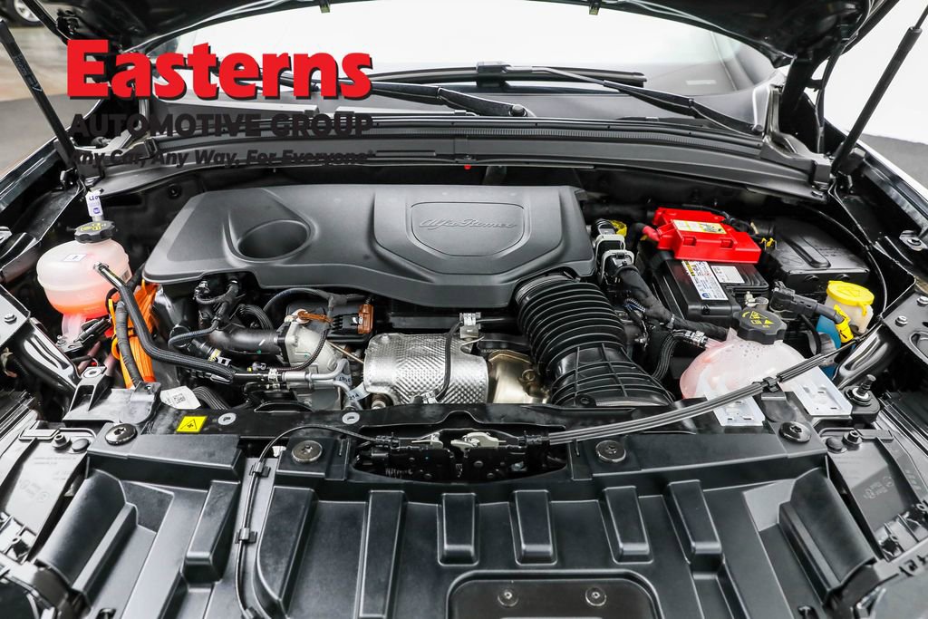 Used 2024 Alfa Romeo Tonale Veloce w/ Active Assist Package image 7