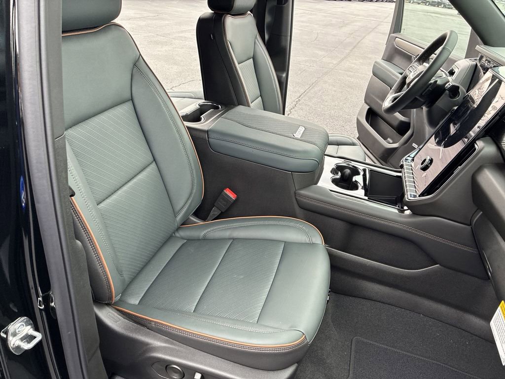 New 2026 GMC Yukon XL AT4 image 21