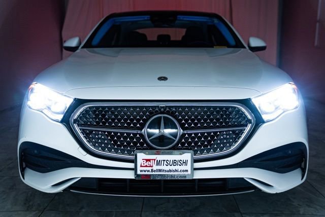 Used 2025 Mercedes-Benz E 350 4MATIC Sedan image 37