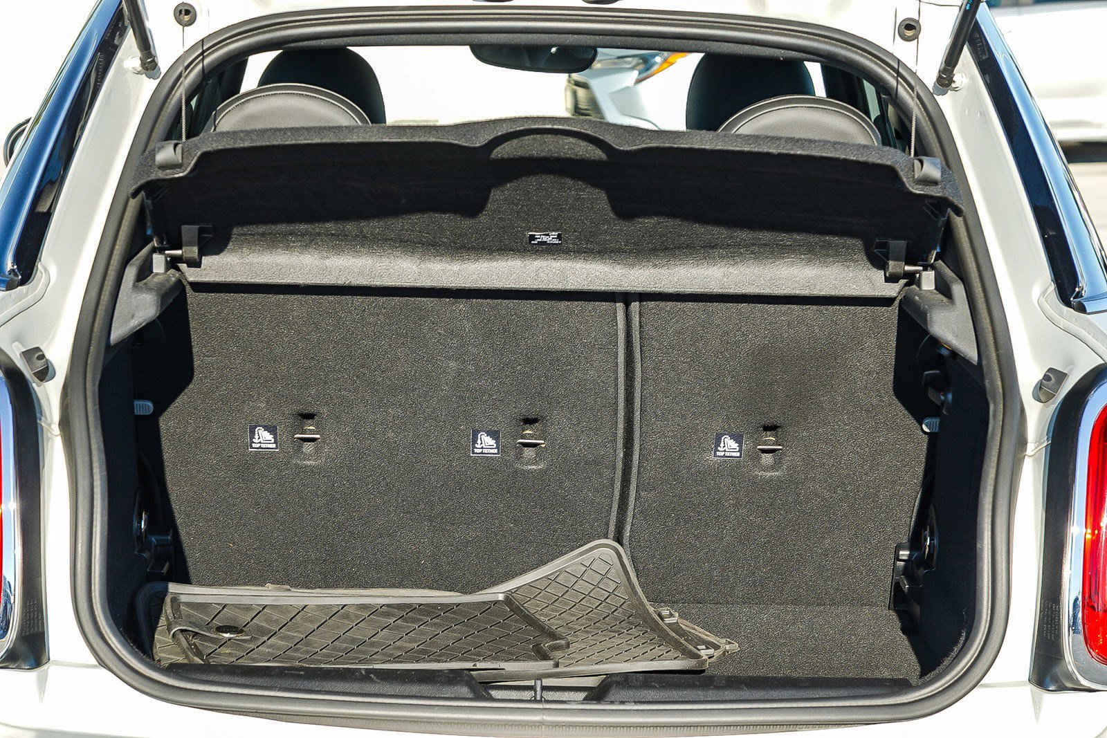 Used 2023 MINI Cooper S image 30