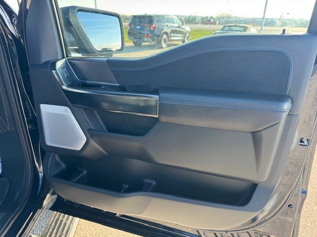 Used 2025 Ford F150 Platinum w/ Equipment Group 702A High image 40
