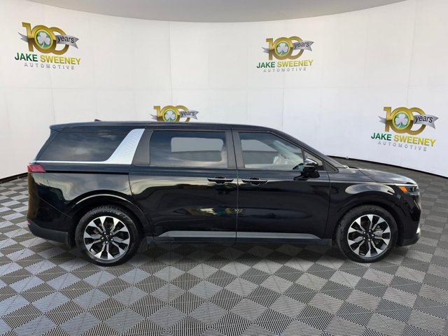Certified 2024 Kia Carnival EX FWD image 11