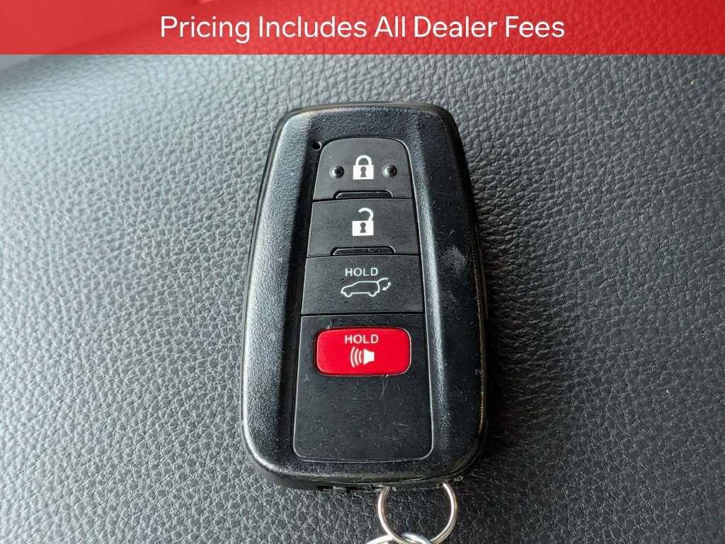 Certified 2025 Toyota RAV4 XLE w/ Convenience Package FWD image 30