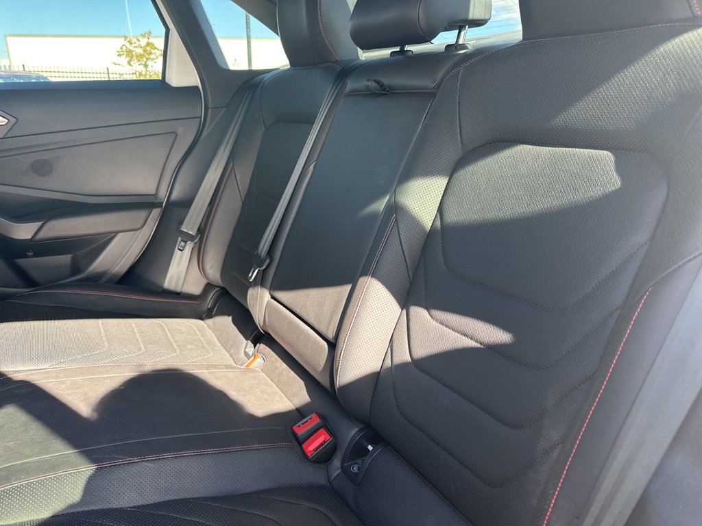 Used 2019 Volkswagen Jetta GLI image 6