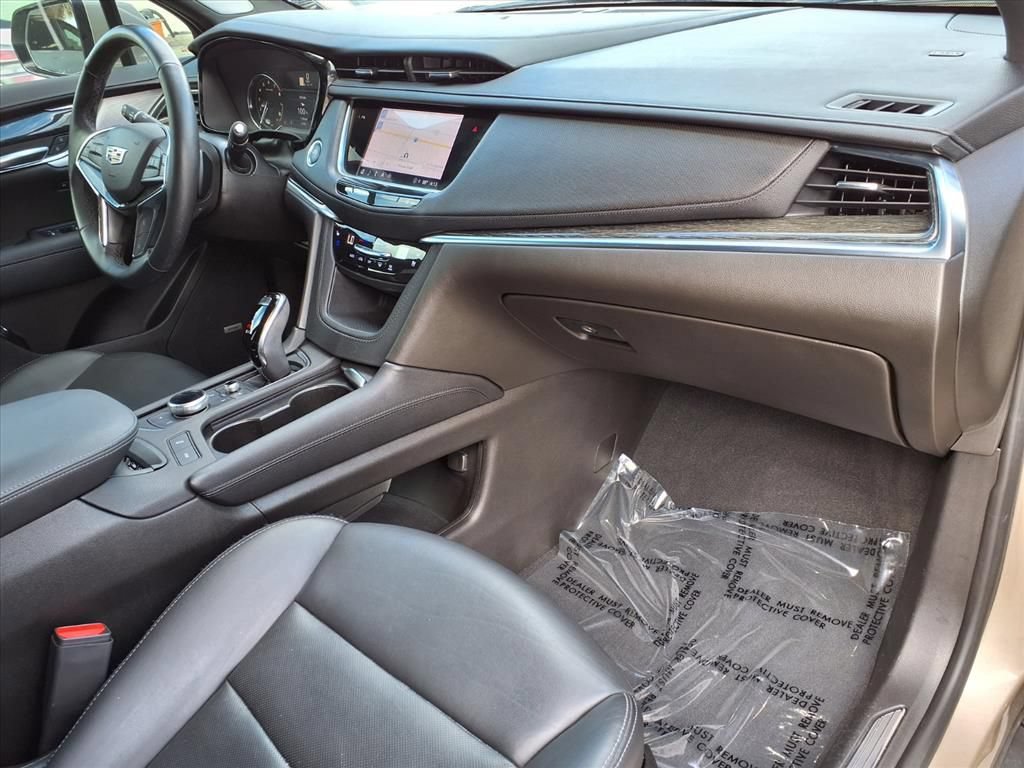 Used 2023 Cadillac XT5 Premium Luxury FWD image 8