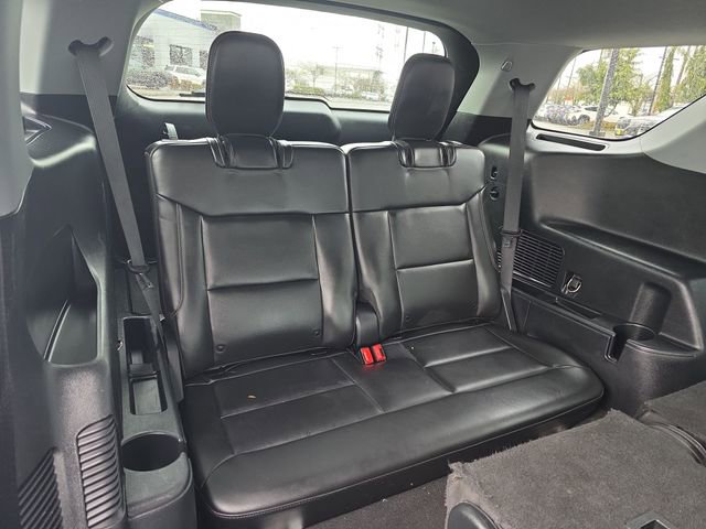 Used 2023 Ford Explorer XLT w/ Equipment Group 202A image 15