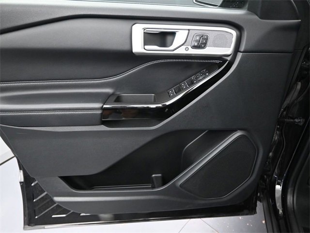 Used 2022 Ford Explorer ST w/ Equipment Group 401A image 23
