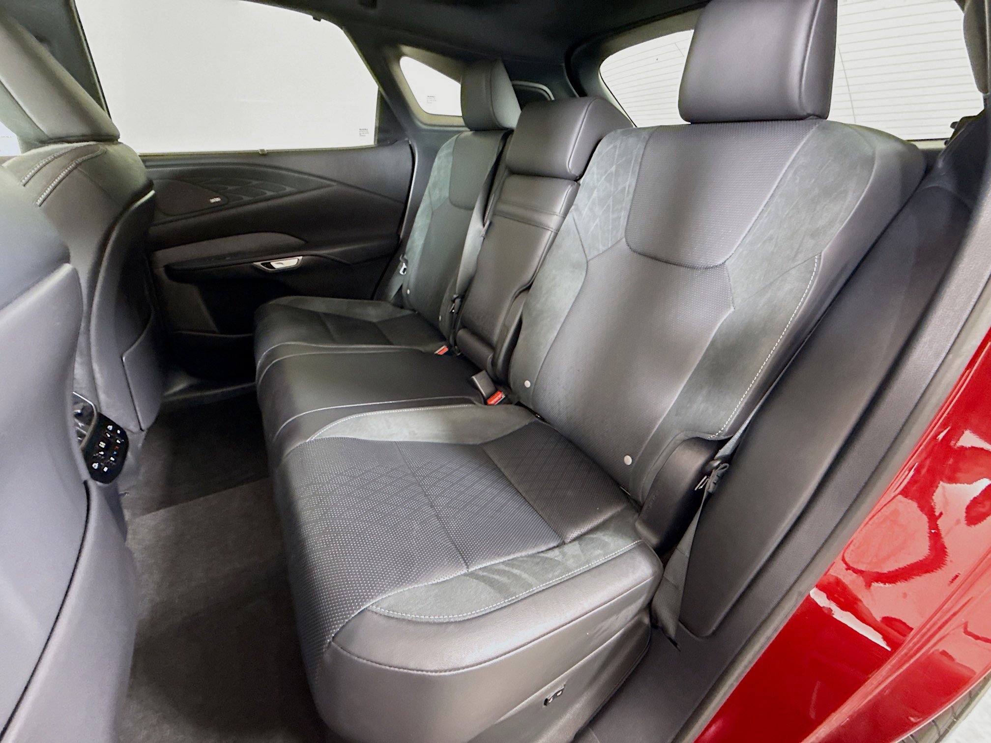 Certified 2025 Lexus RX 350 AWD w/ Convenience Package image 23