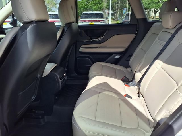 New 2026 Lincoln Corsair Reserve image 8