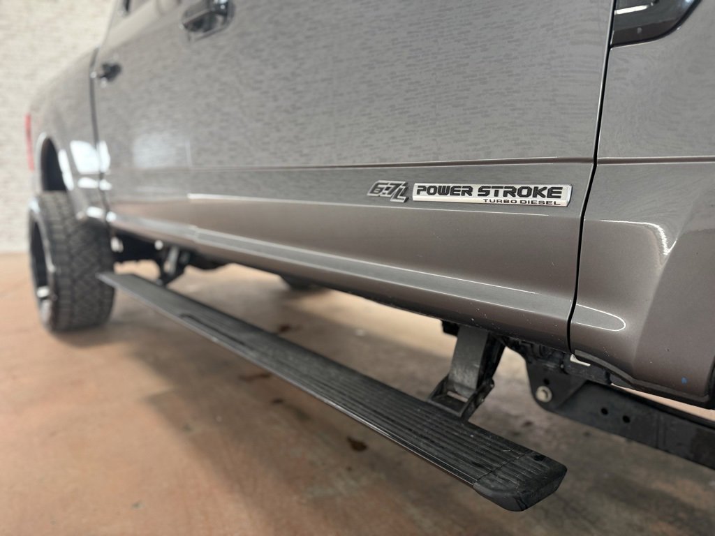 Used 2022 Ford F350 Platinum image 12