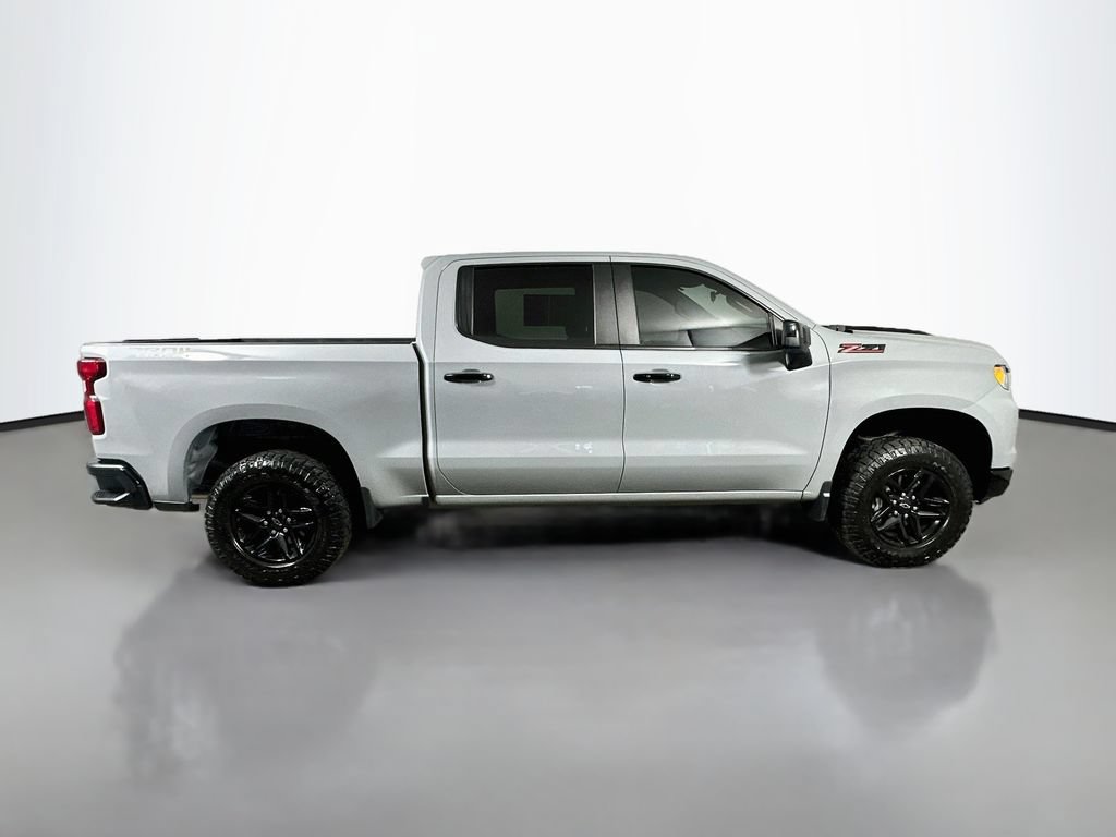 Used 2024 Chevrolet Silverado 1500 LT Trail Boss w/ Convenience Package II AWD/4WD image 7