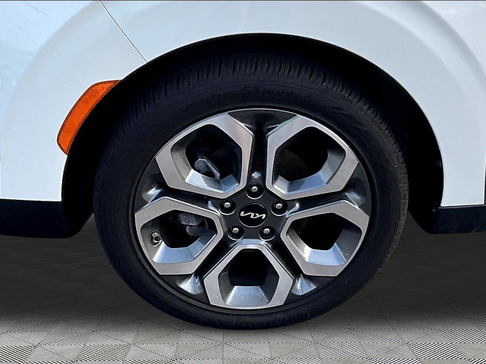 Used 2025 Kia Soul EX FWD image 30